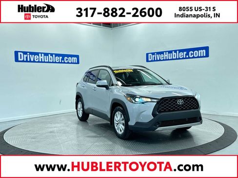 Used 2022 Toyota Corolla Cross LE w/ Black Badges Package (TMS) AWD/4WD image 1