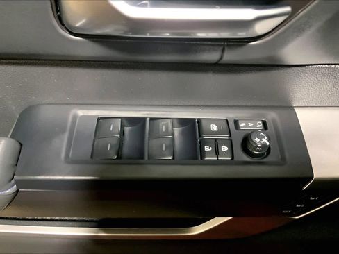 Used 2024 Toyota Tundra Platinum image 36