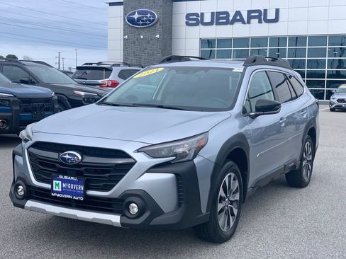 Used 2024 Subaru Outback Limited AWD/4WD image 5