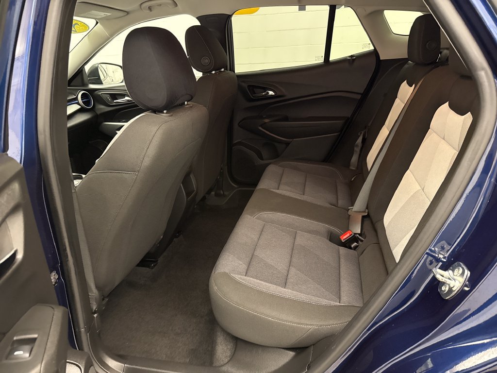 Used 2024 Chevrolet Trax LS FWD image 21