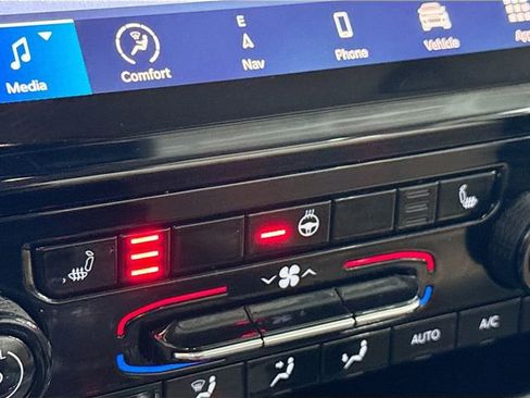 Used 2021 Jeep Grand Cherokee L Limited image 20