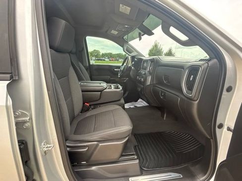 Used 2022 Chevrolet Silverado 1500 LT w/ Safety Package AWD/4WD image 34