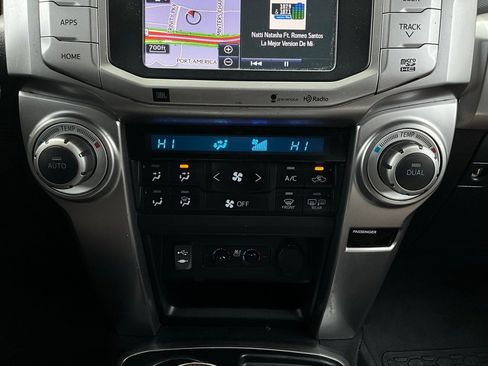 Used 2015 Toyota 4Runner Limited image 27