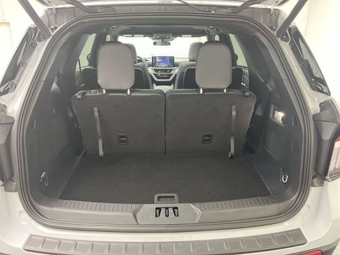 New 2026 Ford Explorer ST-Line AWD/4WD image 32
