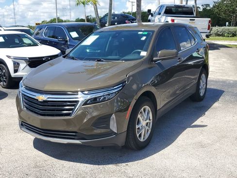 Used 2023 Chevrolet Equinox LT FWD image 3