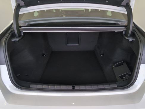 New 2026 BMW 740i image 30