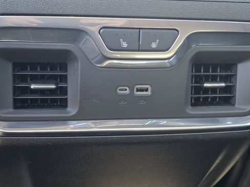 Used 2025 GMC Sierra 1500 Denali Ultimate image 18