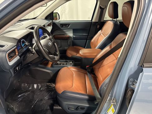 Used 2024 Ford Maverick Lariat FWD image 3