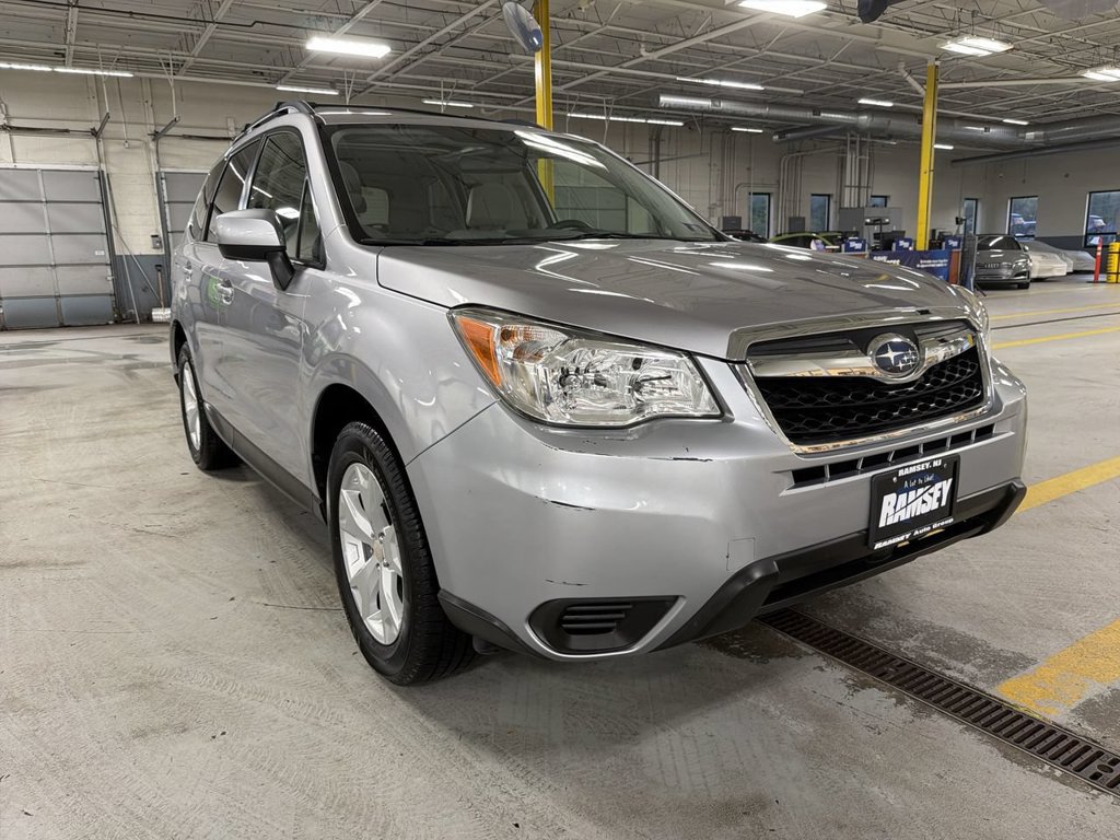 Used 2016 Subaru Forester 2.5i Premium w/ All-Weather Package AWD/4WD image 2