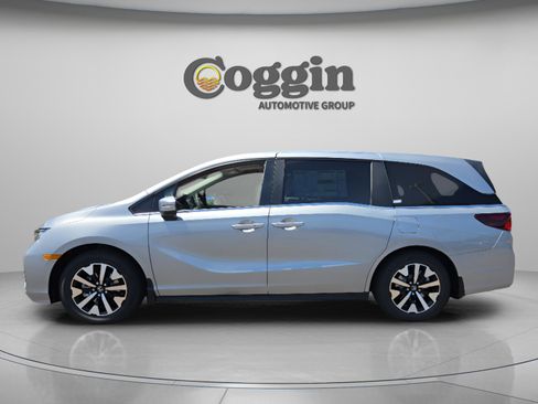 New 2026 Honda Odyssey EX-L image 2