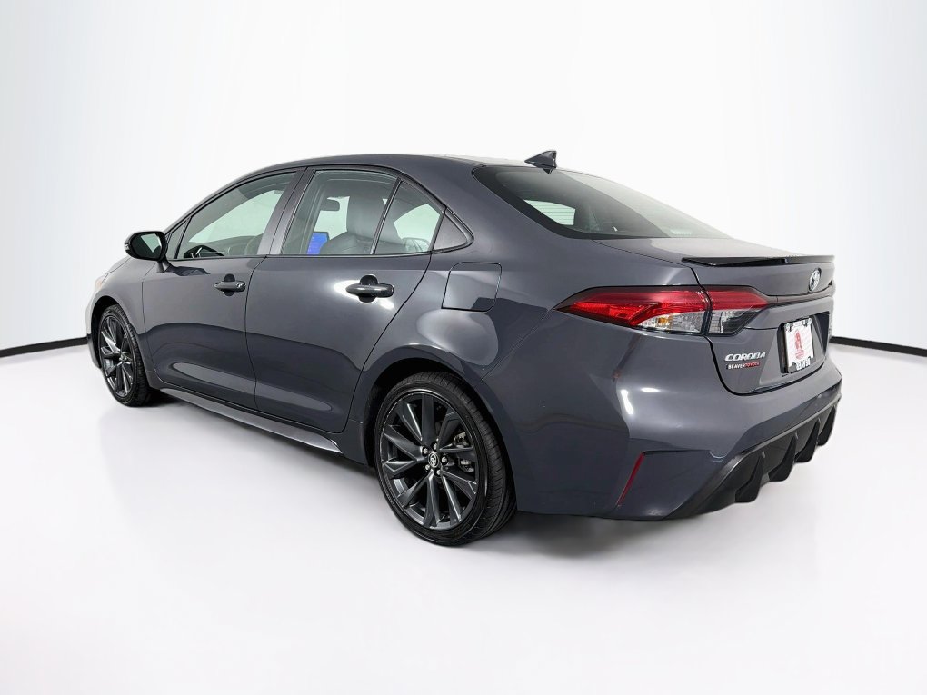 Used 2025 Toyota Corolla XSE FWD image 7