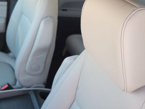 Certified 2023 Honda Odyssey Touring image 15