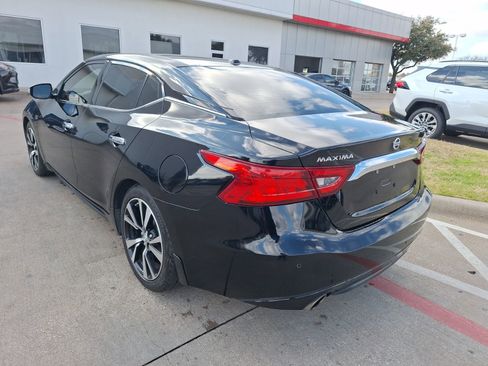 Used 2018 Nissan Maxima Platinum image 4