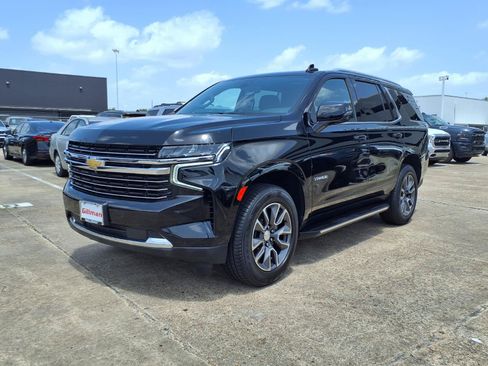 Used 2022 Chevrolet Tahoe LT w/ Luxury Package RWD image 25