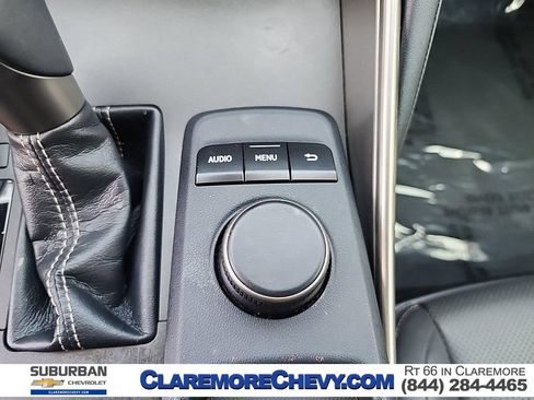 Used 2017 Lexus IS 200t RWD image 19