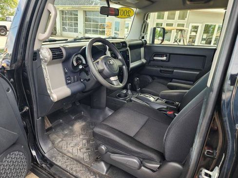 Used 2007 Toyota FJ Cruiser 4WD image 12