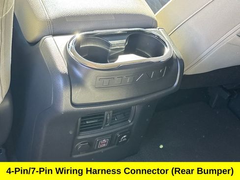 Used 2024 Nissan Titan SV w/ SV Convenience Package image 34