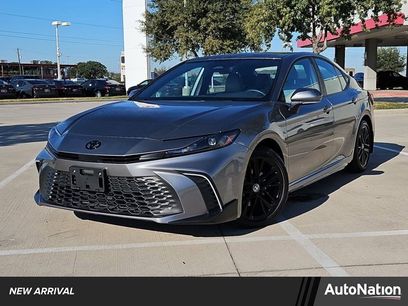 Used 2025 Toyota Camry SE