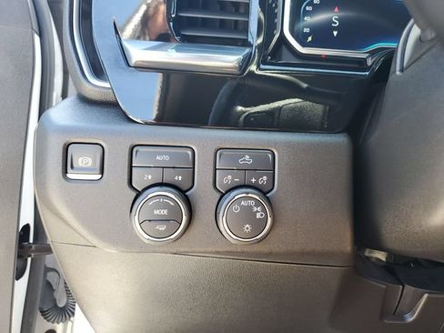 Used 2023 Chevrolet Silverado 1500 LT w/ Protection Package AWD/4WD image 23