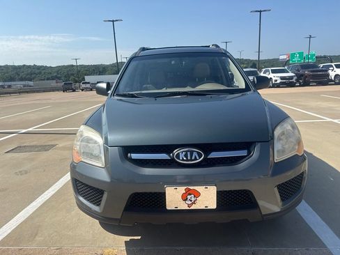 Used 2009 Kia Sportage LX FWD image 3