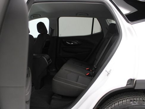 Used 2022 GMC Terrain SLE w/ Driver Convenience Package image 33