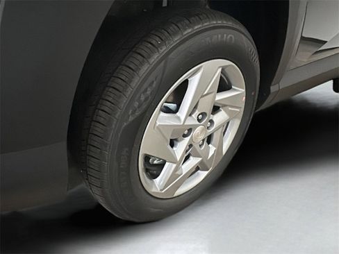 New 2026 Hyundai Kona SE image 7