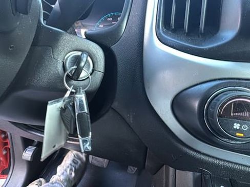 Used 2020 Chevrolet Colorado ZR2 w/ ZR2 Dusk Special Edition image 16