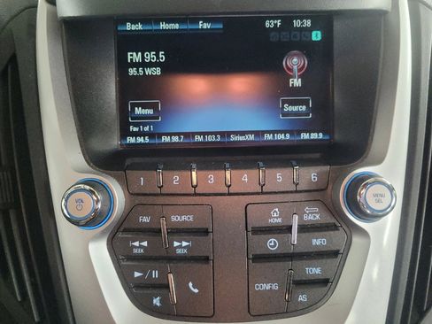 Used 2017 Chevrolet Equinox LT image 25