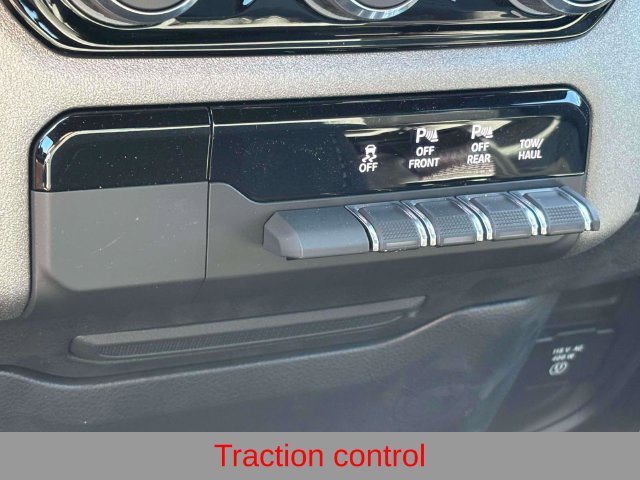 New 2026 RAM 1500 Warlock AWD/4WD image 26