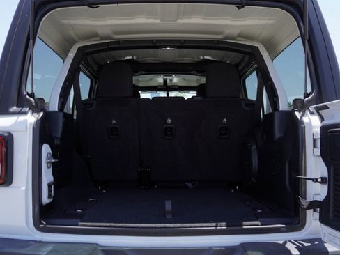 Certified 2023 Jeep Wrangler Unlimited Rubicon image 10