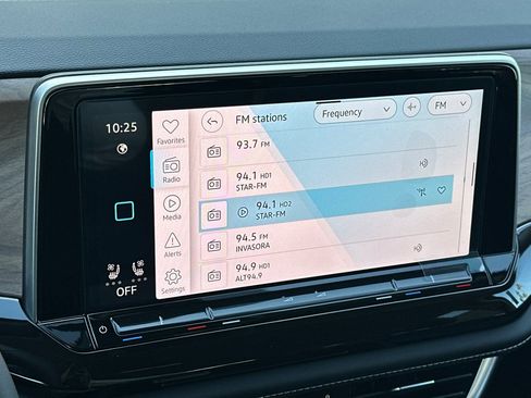 New 2026 Volkswagen Atlas SE image 17