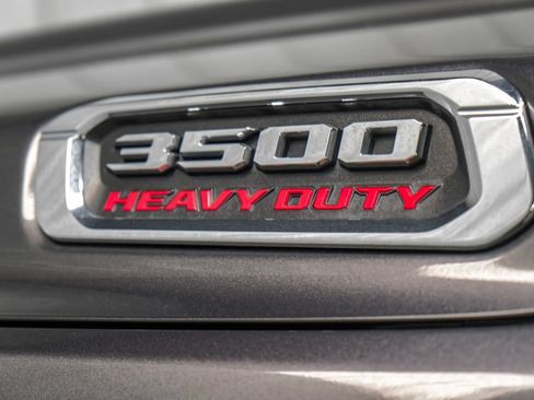 Used 2024 RAM 3500 Limited AWD/4WD image 54