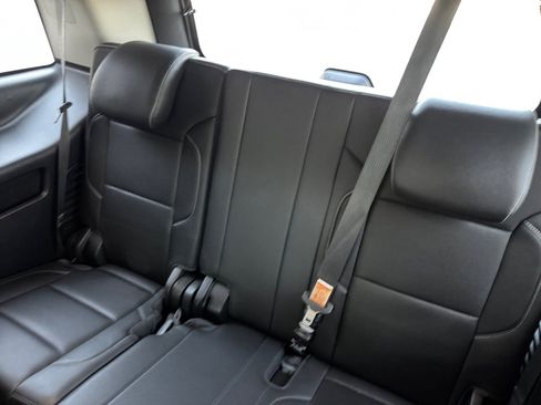 Used 2018 GMC Yukon SLT w/ HD Trailering Package RWD image 19