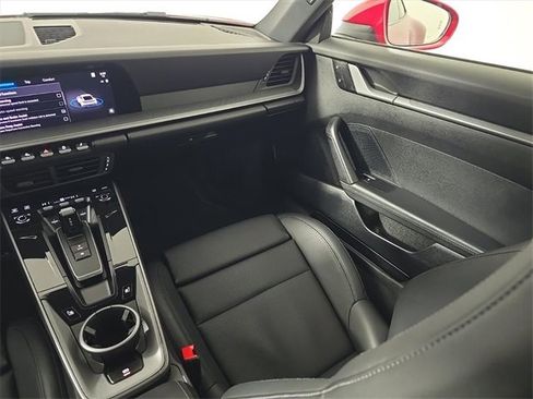 Certified 2025 Porsche 911 Carrera image 24