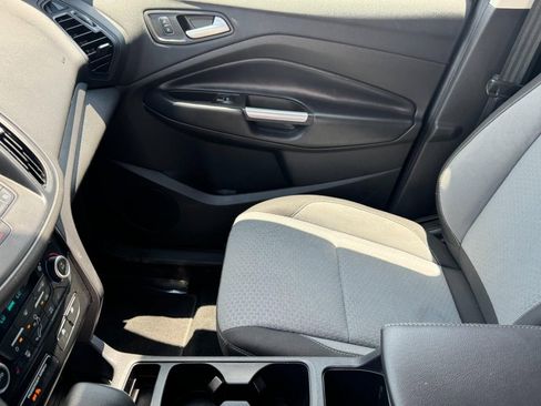 Used 2019 Ford Escape SE AWD/4WD image 13