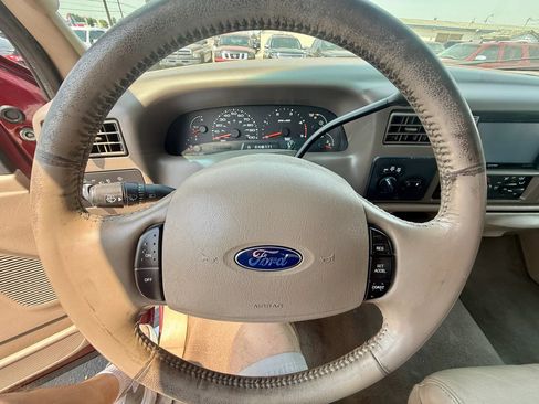 Used 2004 Ford F250 Lariat AWD/4WD image 10