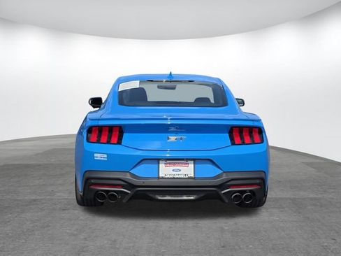 Used 2025 Ford Mustang GT Premium RWD image 6