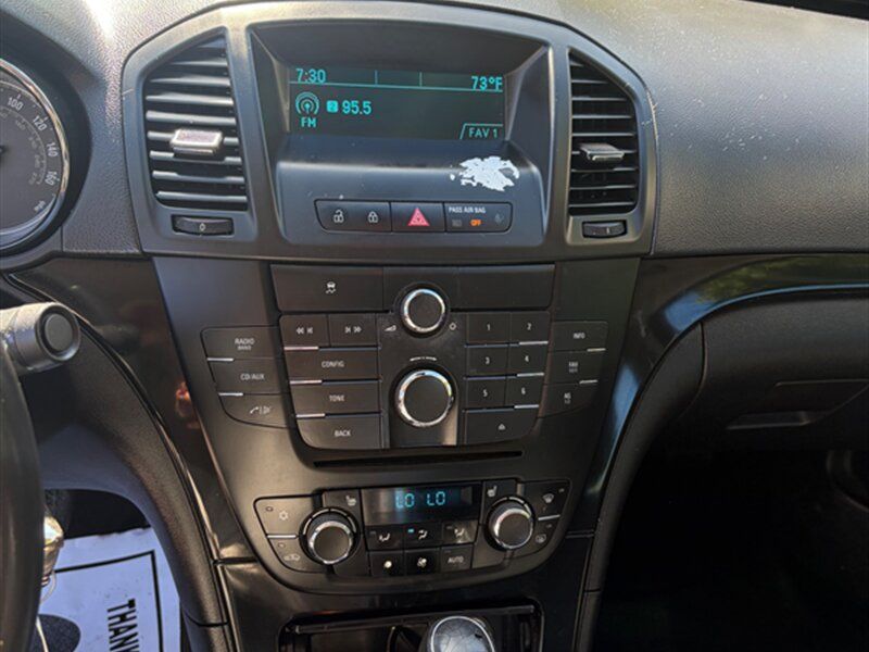 Used 2011 Buick Regal CXL FWD image 13