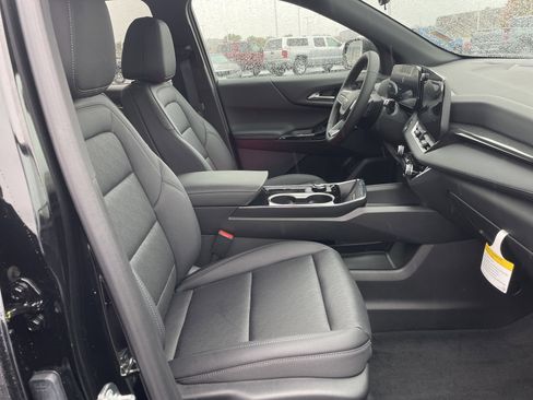 Certified 2026 Chevrolet Equinox LT w/ Convenience Package II image 26