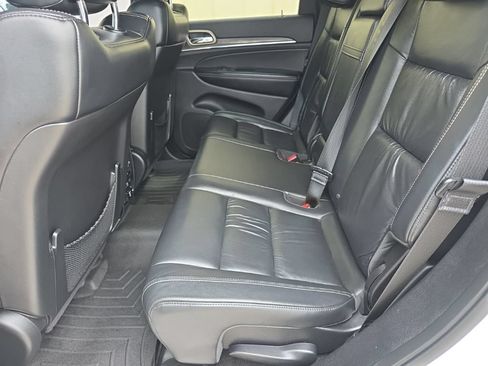 Used 2015 Jeep Grand Cherokee Limited AWD/4WD image 19