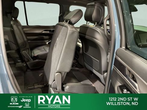 New 2026 Jeep Grand Wagoneer L Limited AWD/4WD image 65