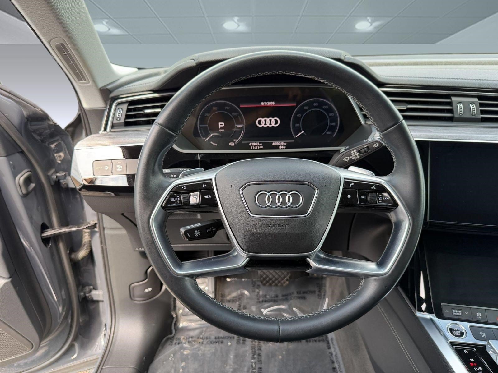 Used 2024 Audi Q8 e-tron Premium Plus AWD/4WD image 11