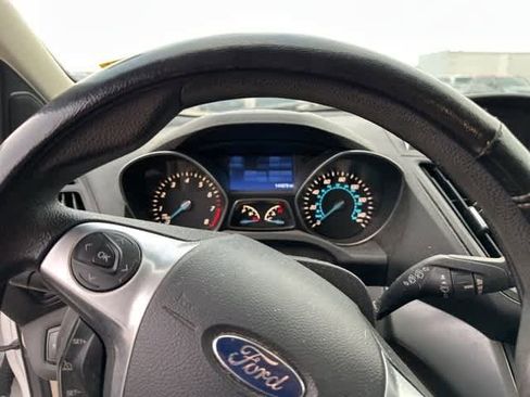 Used 2013 Ford Escape SE image 6