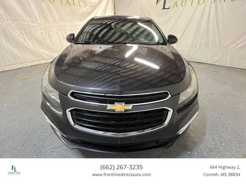 Used 2016 Chevrolet Cruze LT FWD image 3