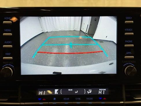 Certified 2023 Toyota Sienna XLE AWD/4WD image 17