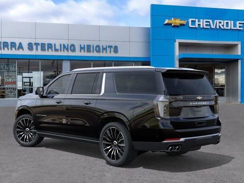 New 2026 Chevrolet Suburban High Country AWD/4WD image 3