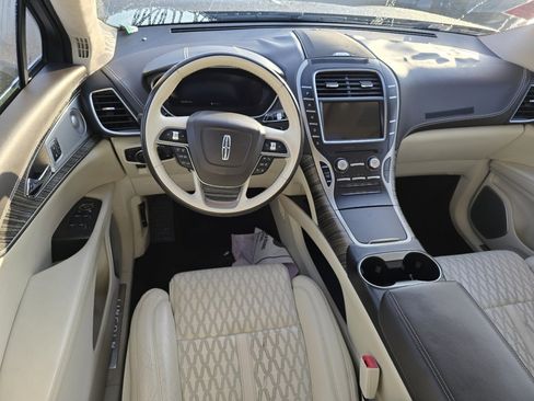 Used 2019 Lincoln Nautilus Black Label image 11