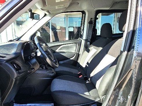 Used 2022 RAM ProMaster City Wagon image 14