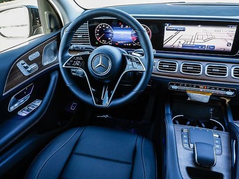 New 2026 Mercedes-Benz GLE 450 4MATIC image 14