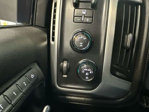 Used 2018 GMC Sierra 1500 SLT image 29